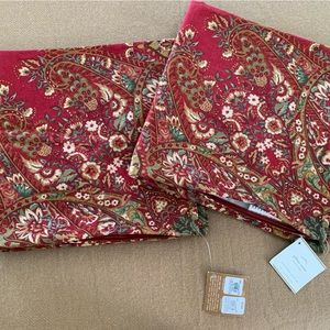 Pottery Barn Lindsay Pillow Covers -Set of Two - NWT